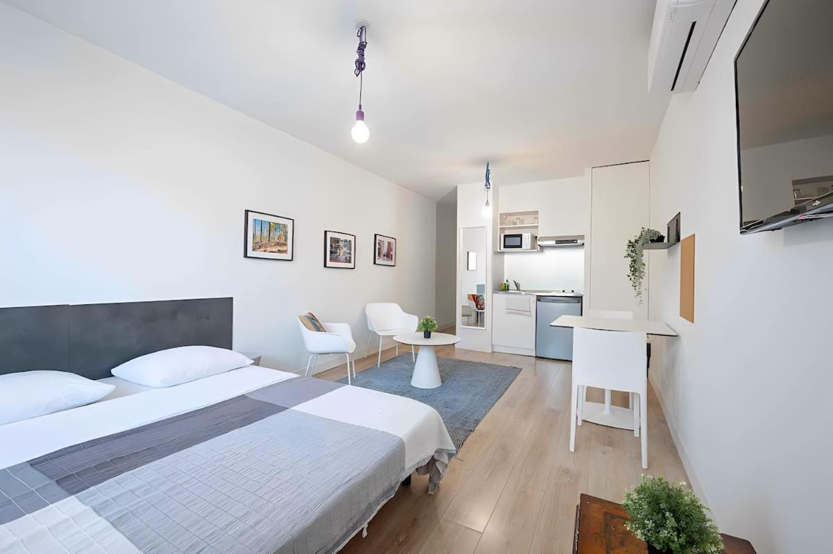 Montpellier Studio Climatise Bagian luar foto